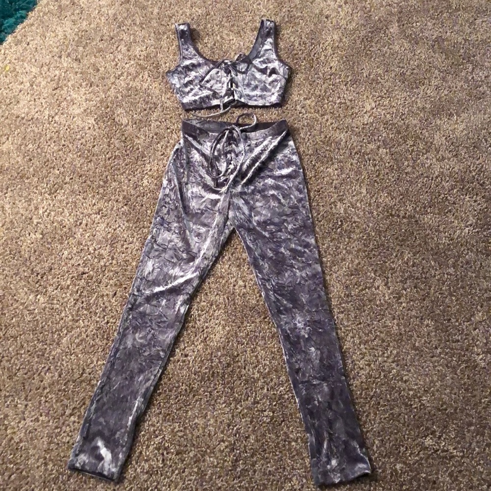 Fashion Nova Co-ord Grey Velvet Set